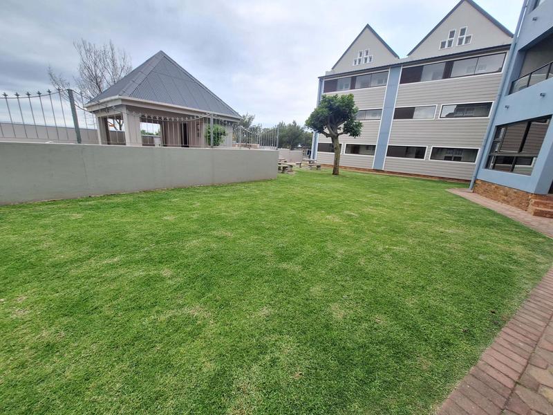 2 Bedroom Property for Sale in Hartenbos Western Cape